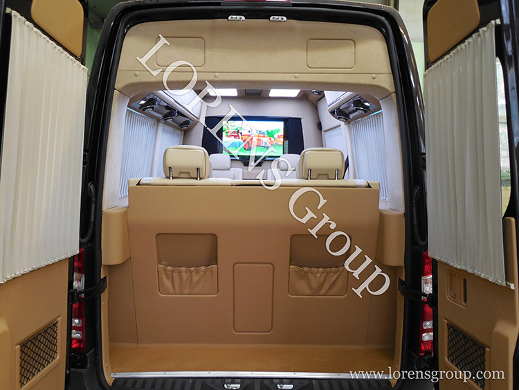 Кресла и салон Мерседес-Бенз Вип бизнес-класса